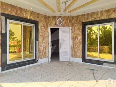 510 Marla Farm House Is Available For Sale At Jhang Road 510 Marla Farm House Is Available For Sale At Jhang Road