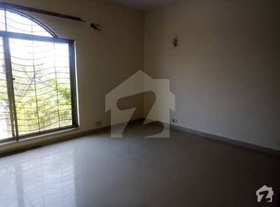 Separate Gate Corner 14 Marla 2 Beds Upper Portion 1 Servant Quarter Available For Rent Separate Gate Corner 14 Marla 2 Beds Upper Portion 1 Servant Quarter Available For Rent