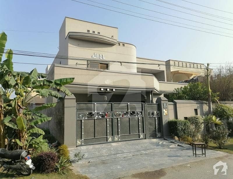 این ایف سی 1 لاہور میں 6 کمروں کا 1 کنال مکان 2.85 کروڑ میں برائے فروخت۔