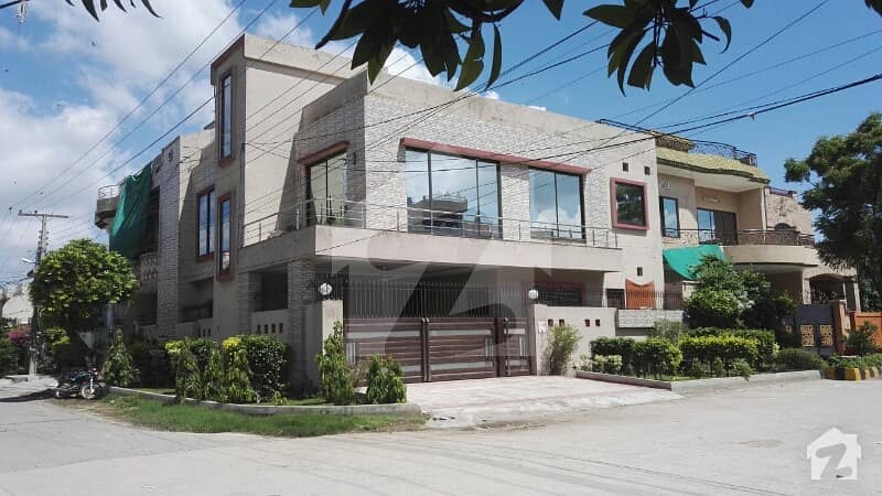 House Is Available For Rent PAF Officers Colony Cantt Lahore