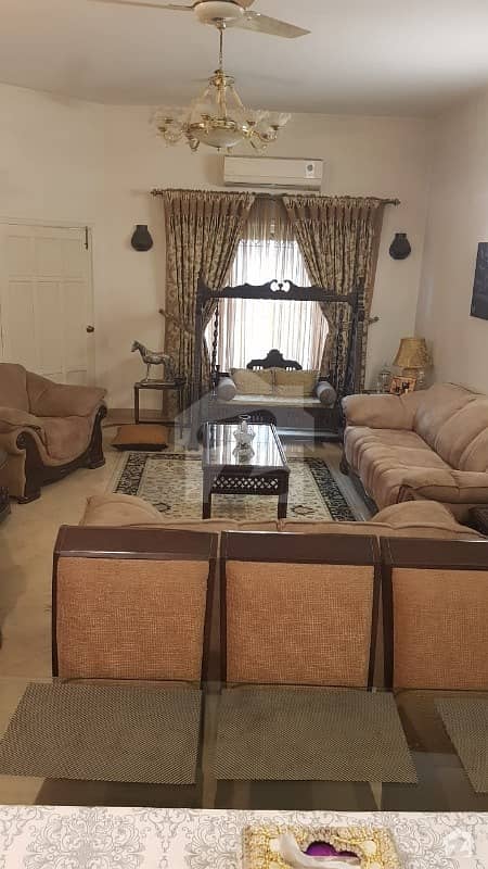 رینج روڈ راولپنڈی میں 6 کمروں کا 10 مرلہ مکان 2.4 کروڑ میں برائے فروخت۔