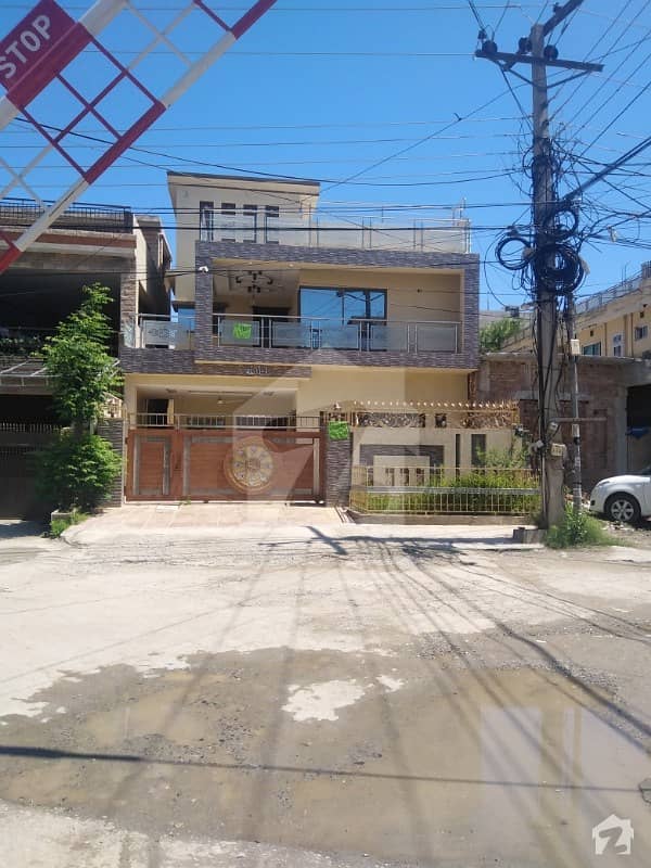 10marla 6beds Servant, Brand New House For Rent In Gulraiz Housing