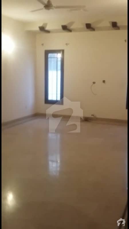 300 Sq Yard Bungalow Phase 7 West Open Hilal & Badar Line Water