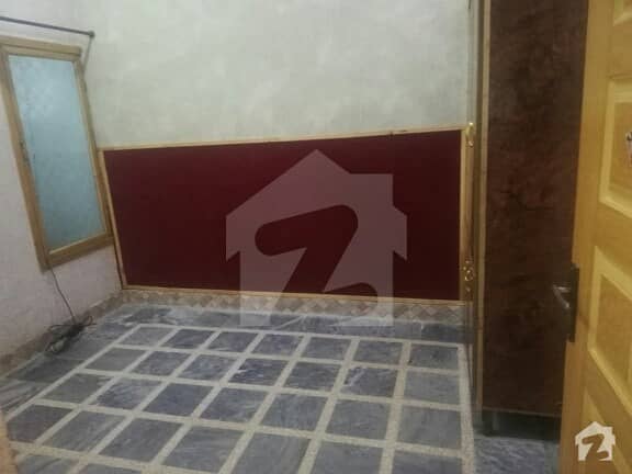 علی پُر اسلام آباد میں 2 کمروں کا 3 مرلہ مکان 37 لاکھ میں برائے فروخت۔