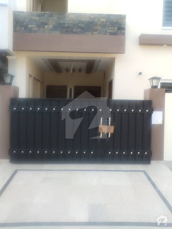 5 Marla Brand New Luxury House Facing Park For Sale In Dream Garden Lahore
