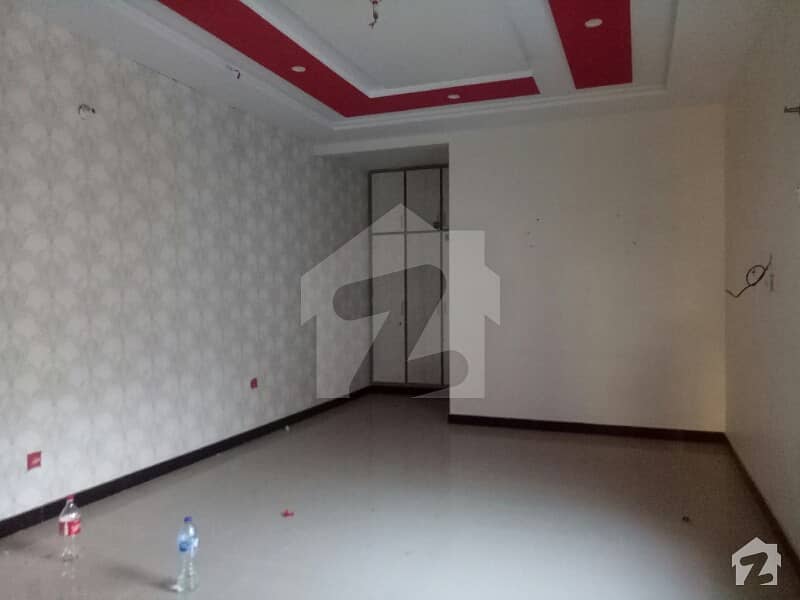 Model Town B Block k Sath 7.50 Marla Double Storey House For Rent