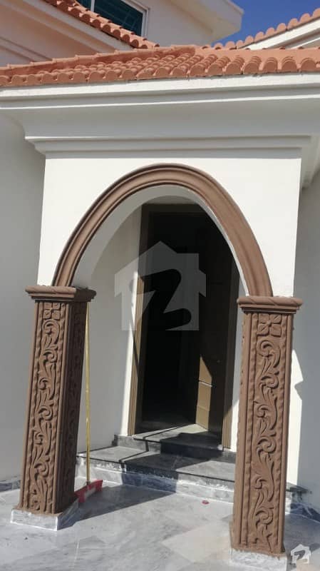 10 Marla Beautiful House For Sale In Bahria Phase 8 Rawalpindi