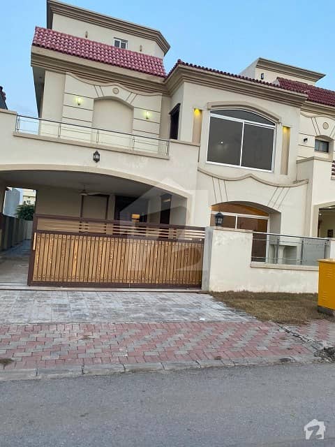 10 Marla Boulevard Category House For Sale Sector C-1 Bahria Enclave Islamabad