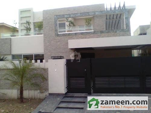 1 kanal Upper Portion 3 Bed New House For Rent In Phase 4 Sector-CC