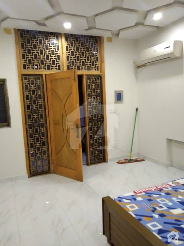 1 Bedroom Upper Portion For Rent With Roof In Gulberg 5