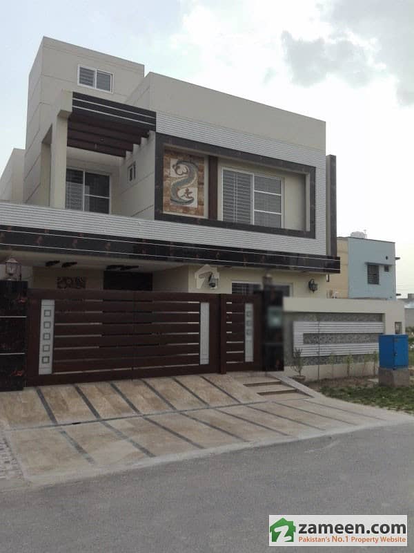 10 Marla Brand New House For Sale In Paragon City