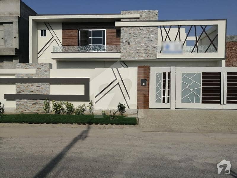 1 Kanal Brand New Luxury House On Main Boulevard Of C Block Model Town Multan