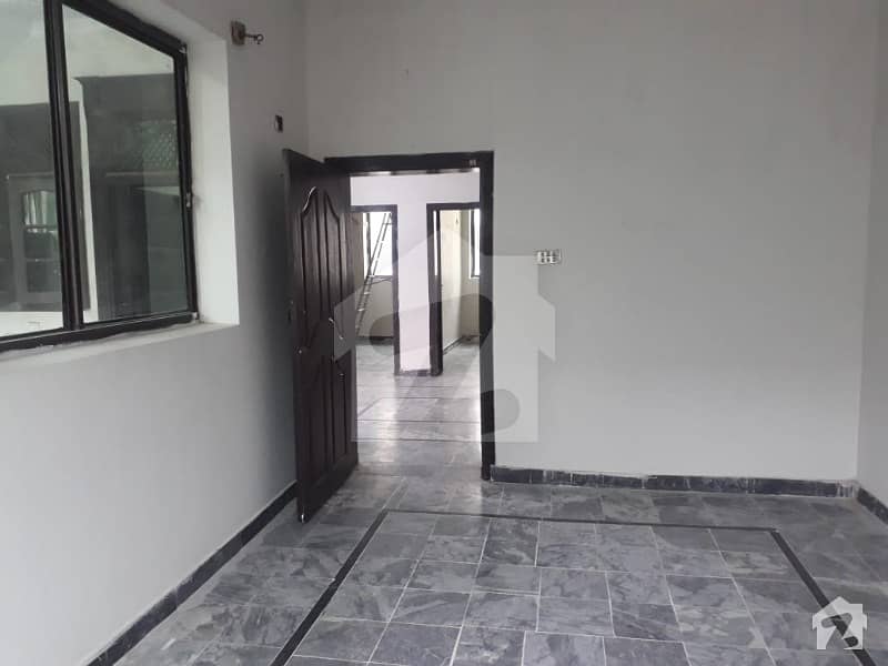 Hayatabad Phase 6 F3 1 - Upper Portion For Rant 3 Room 3 Bathroom