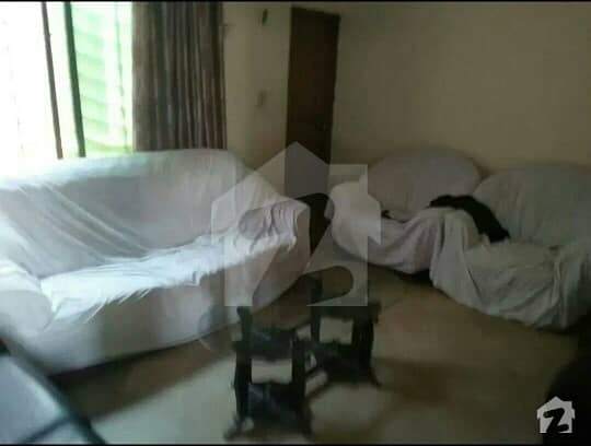 احباب کالونی بوسان روڈ ملتان میں 3 کمروں کا 10 مرلہ مکان 20 ہزار میں کرایہ پر دستیاب ہے۔
