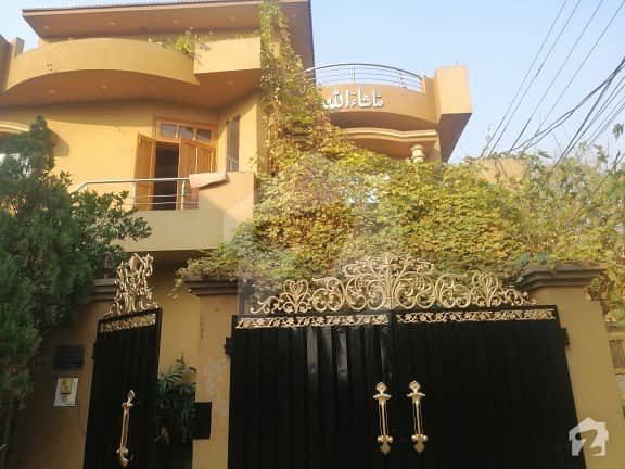 علی عالم گاڈرن لاہور میں 5 کمروں کا 6 مرلہ مکان 1.1 کروڑ میں برائے فروخت۔