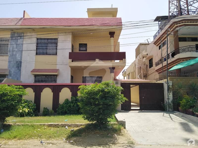 Bungalow Available One Unit 250 Sq Yards For Sale Vip Block 7 Gulshan E Iqbal