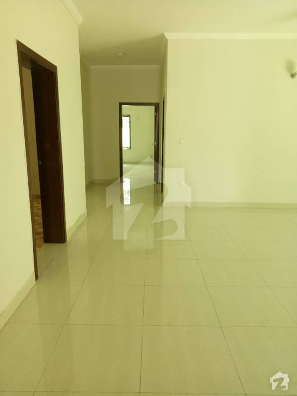 House For Rent In Gulberg PAF Falcon Complex