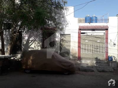 Single Storey Precast House Is Available For Sale In Good Location Single Storey Precast House Is Available For Sale In Good Location