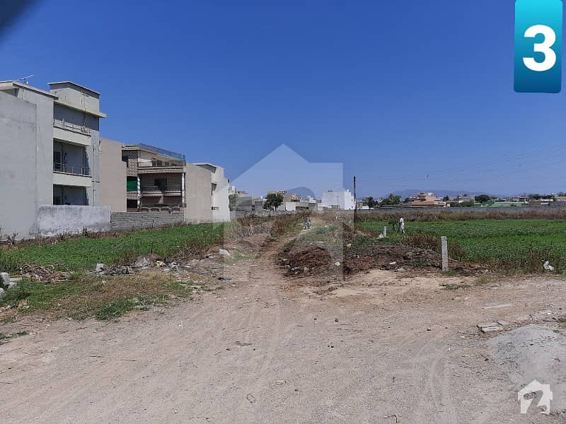 Prime Location Near Plot # 26 Area Market Wah Cantt Prime Location Near Plot # 26 Area Market Wah Cantt