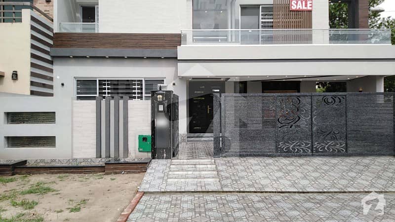 10.66 Marla Corner House For Sale In Umar Block Of Bahria Town Lahore