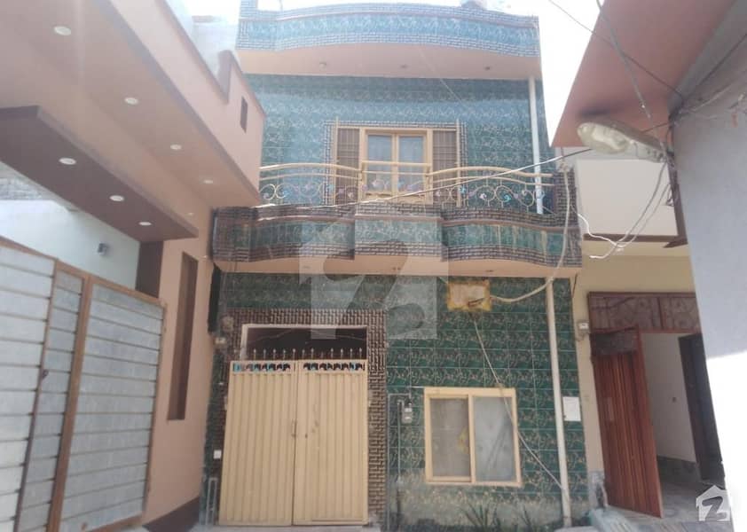اعوان ٹاؤن لاہور میں 3 کمروں کا 3 مرلہ مکان 60 لاکھ میں برائے فروخت۔