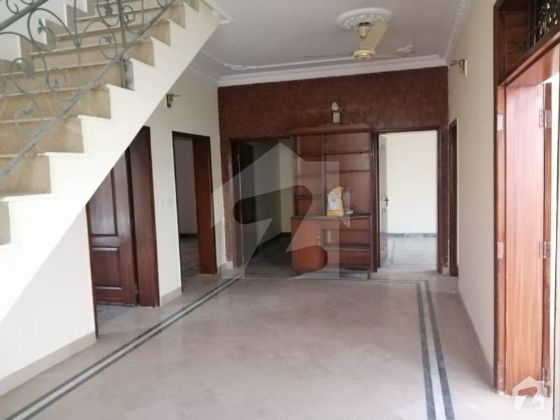 10 Marla House Available For Rent In Revenue Society Near Shadiwal Chowk
