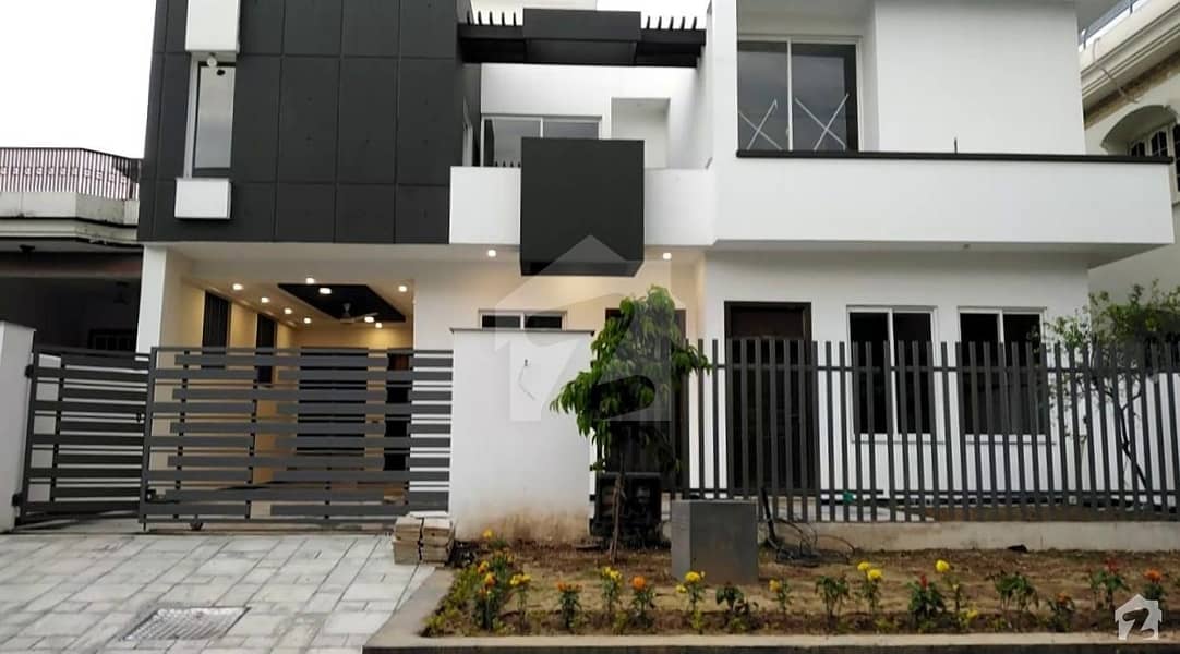 Double Storey 6 Bedroom House For Sale In Sector I-8