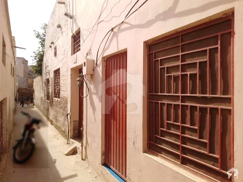 عزیز آباد کالونی بہاولپور میں 3 کمروں کا 5 مرلہ مکان 28 لاکھ میں برائے فروخت۔