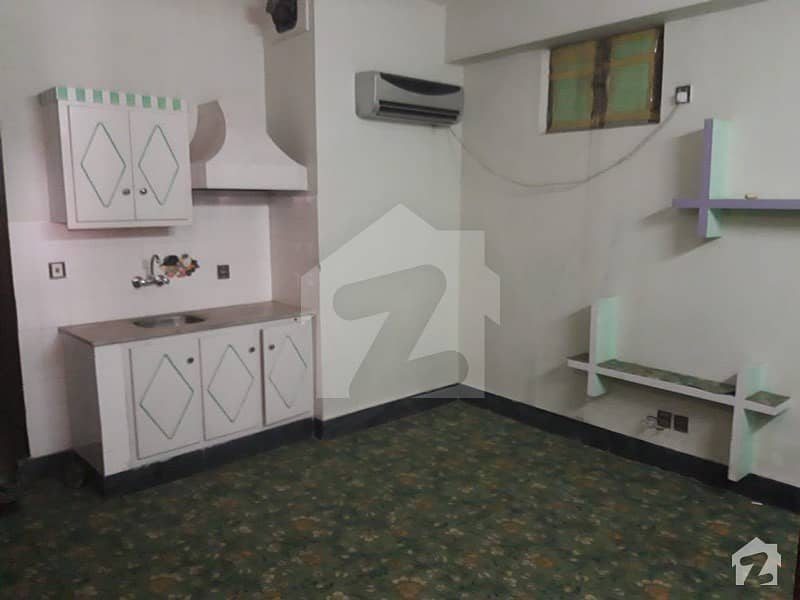 یونیورسٹی ٹاؤن پشاور میں 1 کمرے کا 2 مرلہ کمرہ 17 ہزار میں کرایہ پر دستیاب ہے۔