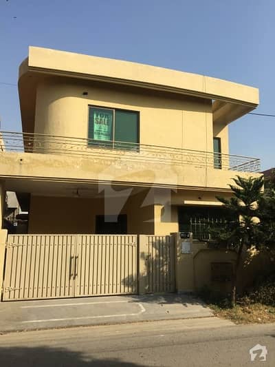 9 Marla Full House Top Location For Rent 9 Marla Full House Top Location For Rent