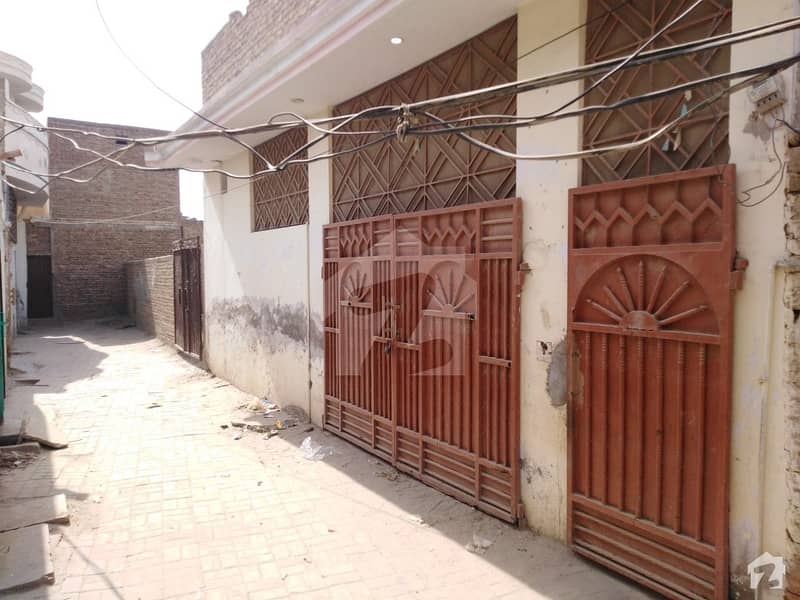 عزیز آباد کالونی بہاولپور میں 3 کمروں کا 5 مرلہ مکان 30 لاکھ میں برائے فروخت۔