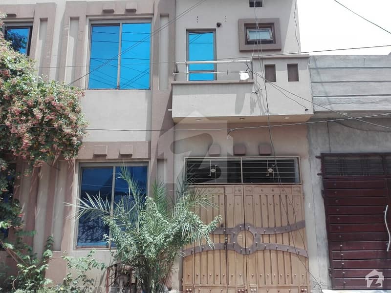 لالہ زار گارڈن لاہور میں 3 کمروں کا 3 مرلہ مکان 25 ہزار میں کرایہ پر دستیاب ہے۔