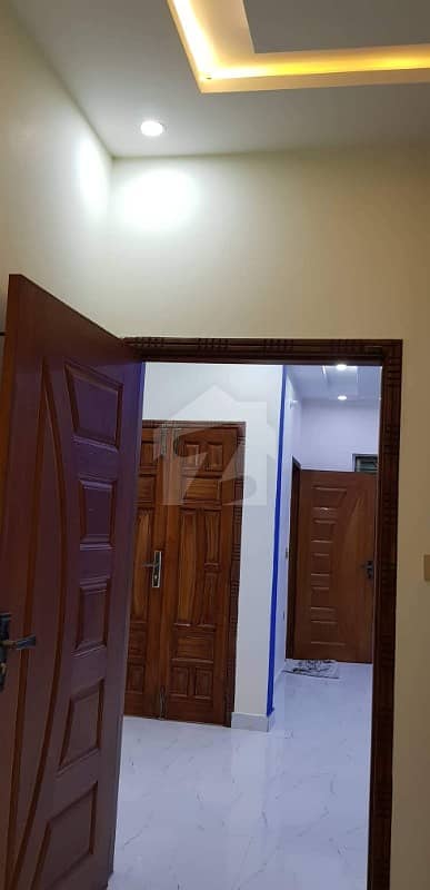 شیرشاہ کالونی - راؤنڈ روڈ لاہور میں 3 کمروں کا 3 مرلہ مکان 65 لاکھ میں برائے فروخت۔
