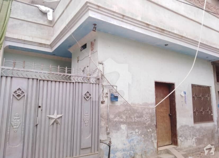 عزیز آباد کالونی بہاولپور میں 5 کمروں کا 5 مرلہ مکان 35 لاکھ میں برائے فروخت۔