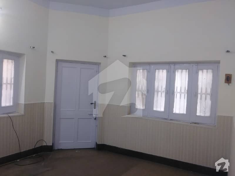 House For Rent On Jhang Road Faisalabad