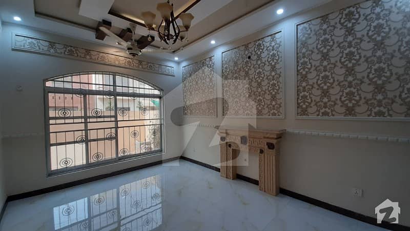 10 Marla House For Sale In Valencia Housing Society Lahore