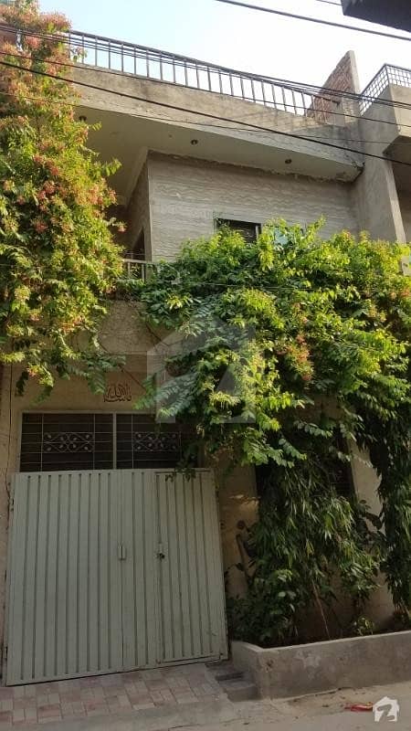 شیر شاہ کالونی بلاک اے شیرشاہ کالونی - راؤنڈ روڈ لاہور میں 2 کمروں کا 3 مرلہ مکان 51 لاکھ میں برائے فروخت۔
