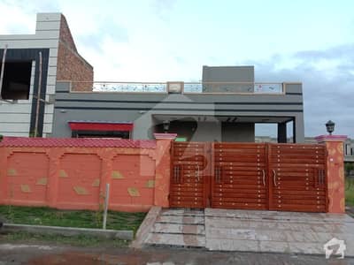 Brand New Facing Park House for Sale In Lahore Motorway City Brand New Facing Park House for Sale In Lahore Motorway City