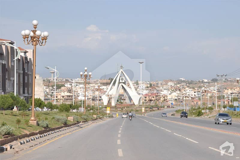 Bahria Town Phase 8 Sector P Block Plot For Sale