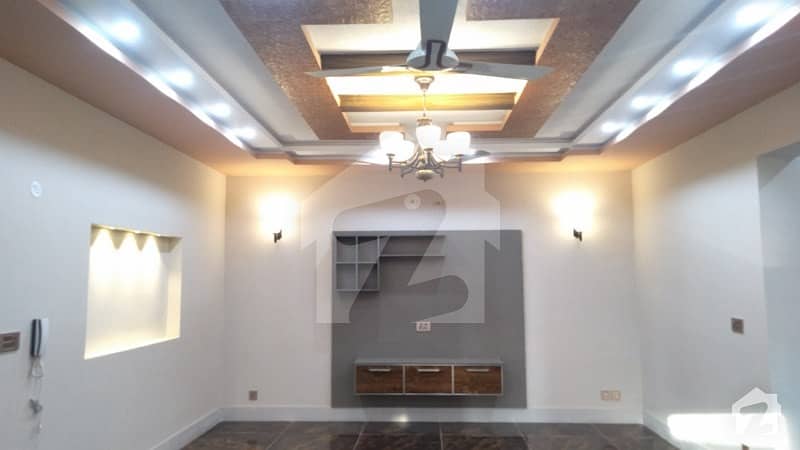 10 Marla Facing Park House For Sale In Valencia Housing Society Lahore
