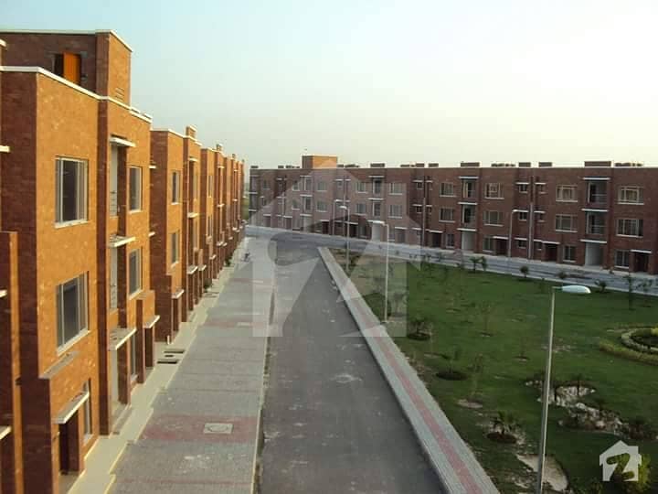 بحریہ ایجوکیشن اینڈ میڈیکل سٹی لاہور میں 2 کمروں کا 5 مرلہ مکان 20 لاکھ میں برائے فروخت۔