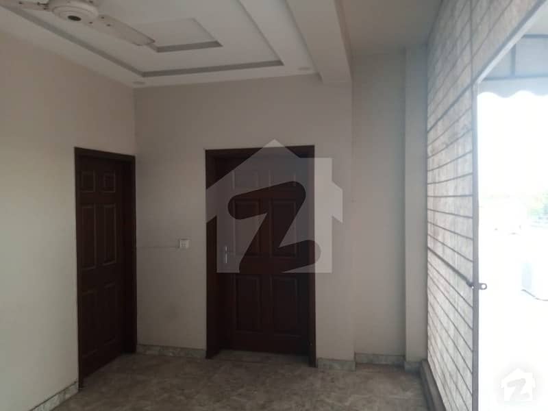 One Kanal Upper Portion Available For Rent In Nfc Society Lahore