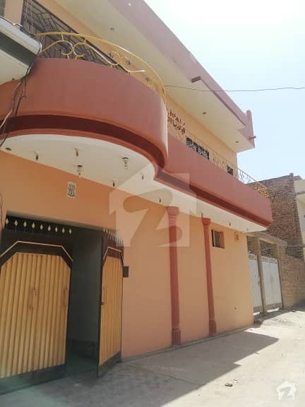 نیوغلہ منڈی خانپور میں 3 کمروں کا 7 مرلہ مکان 15 ہزار میں کرایہ پر دستیاب ہے۔