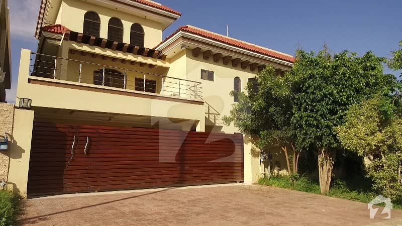 1 Kanal Double Road House Is Available For Sale