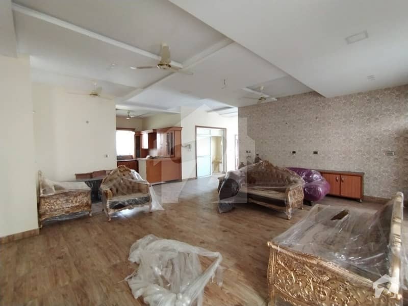 1 Kanal Prime Location House Is Available In Wapda Town