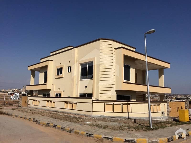 13 Marla Corner House For Sale In Bahria Town Phase 8