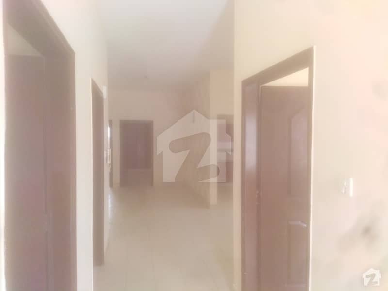 نارتھ ناظم آباد ۔ بلاک ایل نارتھ ناظم آباد کراچی میں 3 کمروں کا 10 مرلہ بالائی پورشن 50 ہزار میں کرایہ پر دستیاب ہے۔