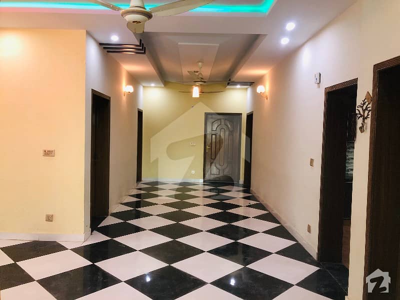 Excellent Opportunity 1 Kanal House Is Available For Rent