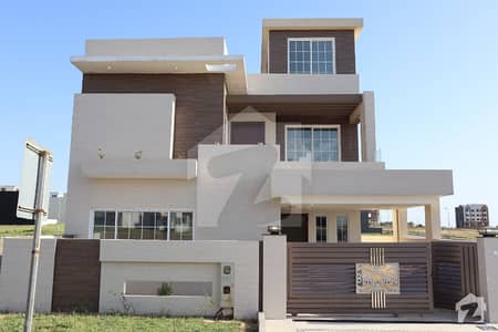 Brand New 10 Marla Boulevard House For Rent Brand New 10 Marla Boulevard House For Rent