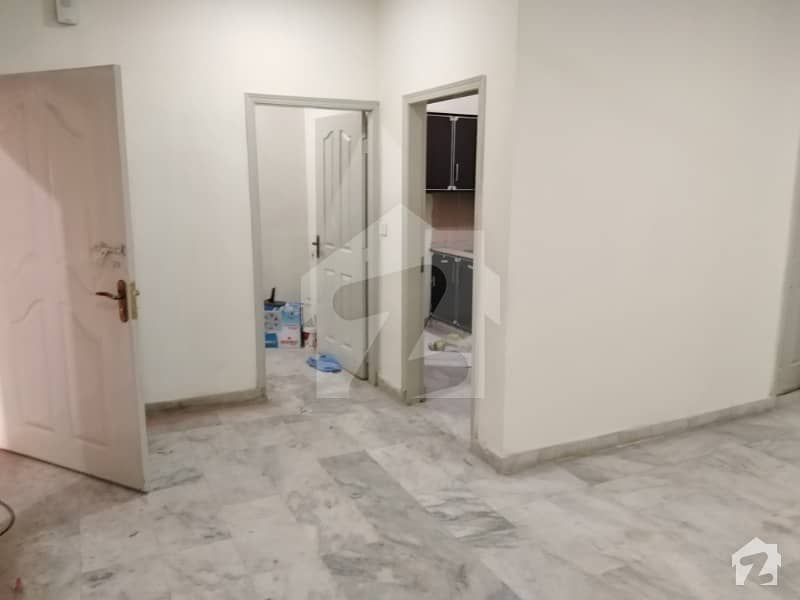 627 Sq Feet Flat For Sale In H3 Block Johar Town Lahore